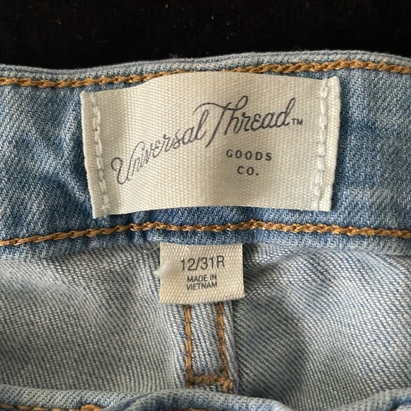 Jeans - Picture 4 of 4